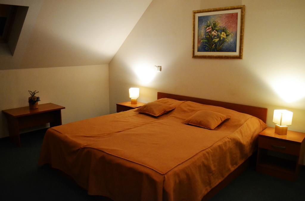 Hotel Istra Varaždin Esterno foto